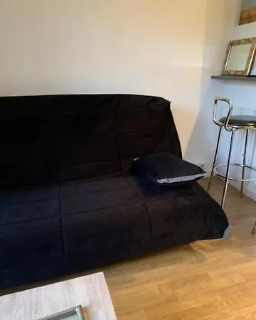 Renovated In The Heart Of Parigi